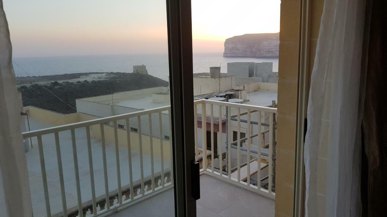 Palm Court Apartment Xlendi Exteriör bild