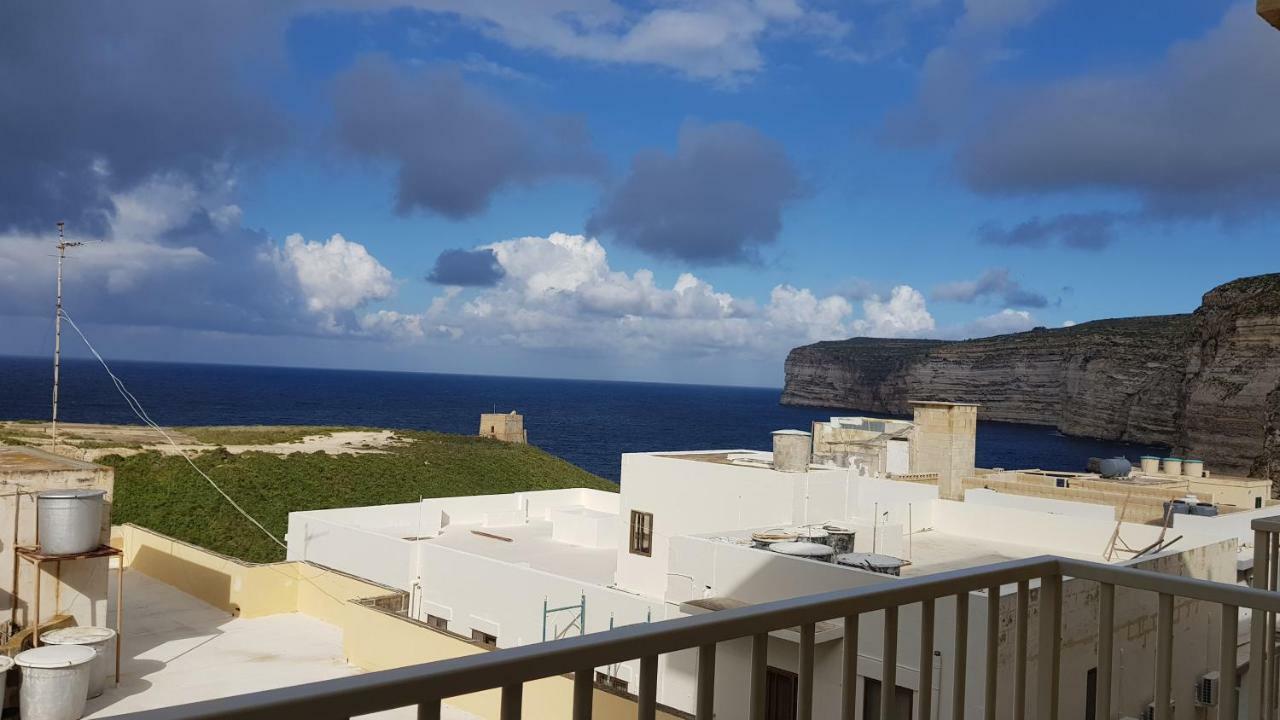 Palm Court Apartment Xlendi Exteriör bild